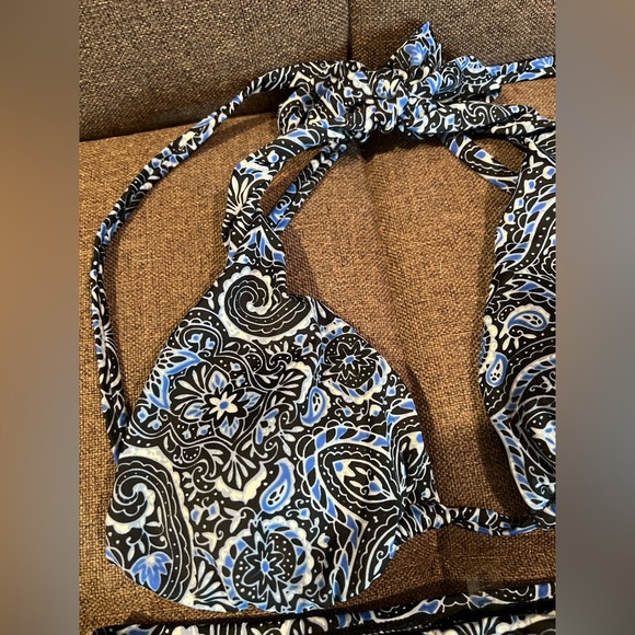 WHBM Bikini 👙 - Picture 5 of 16